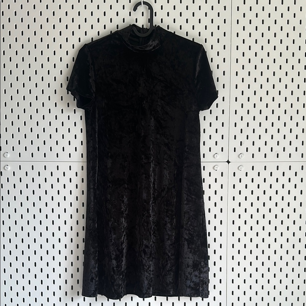 Design Lab Lord & Taylor Black Velvet Mini Dress
